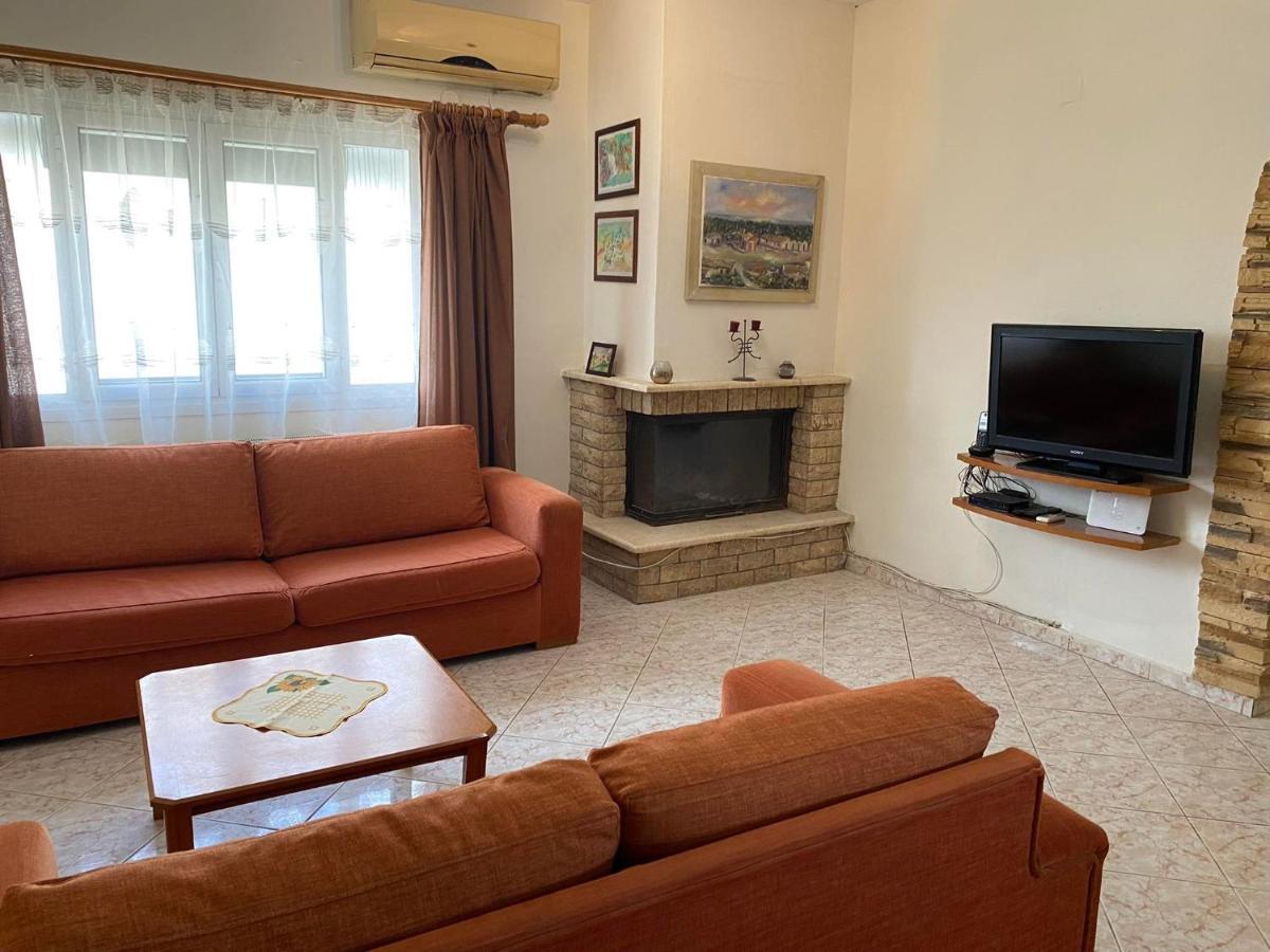 Villa Theo Μαραθιάς Εξωτερικό φωτογραφία