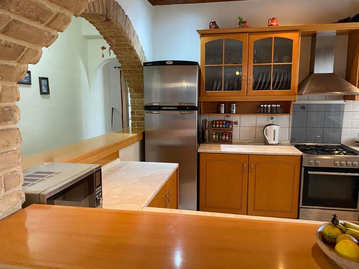 Villa Theo Μαραθιάς Εξωτερικό φωτογραφία